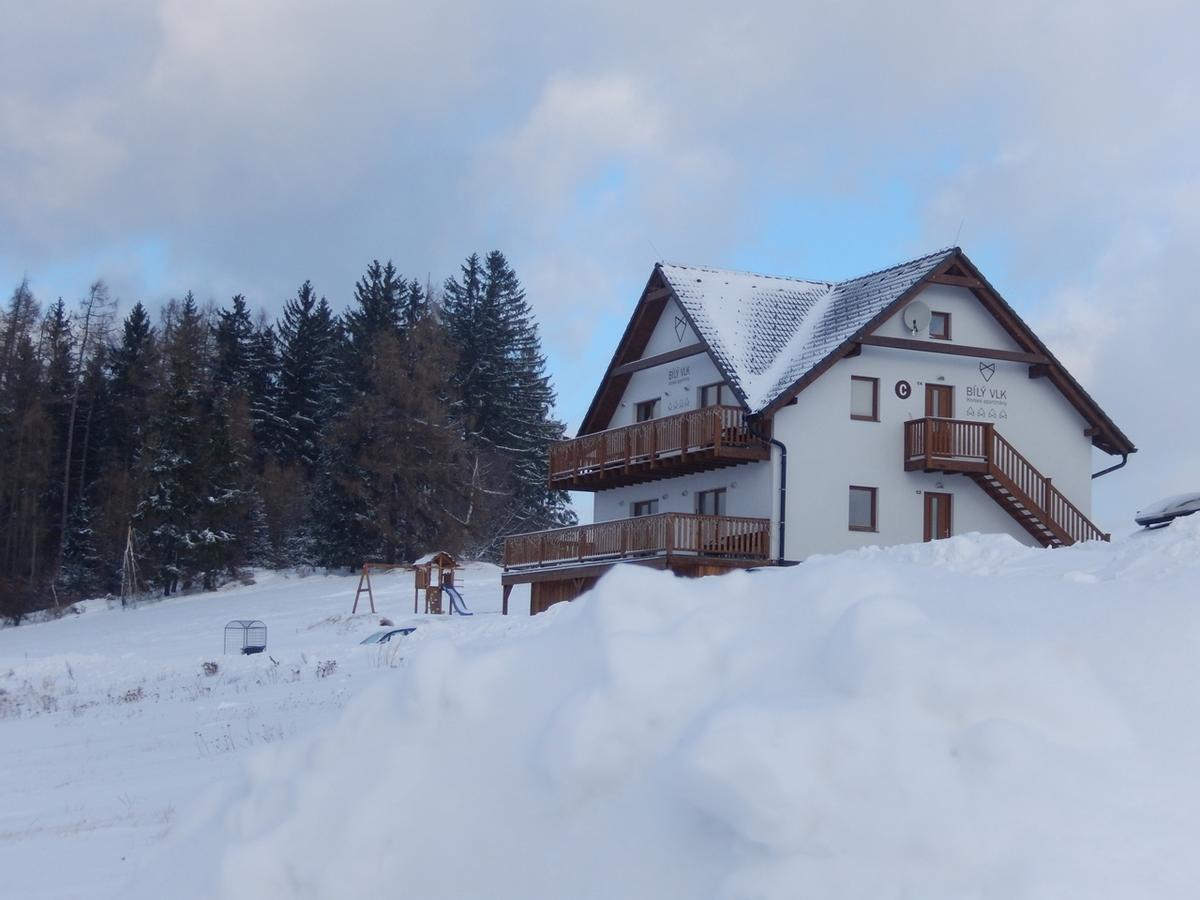 Horske Apartmany Bily Vlk Vaclavov u Bruntalu Bagian luar foto