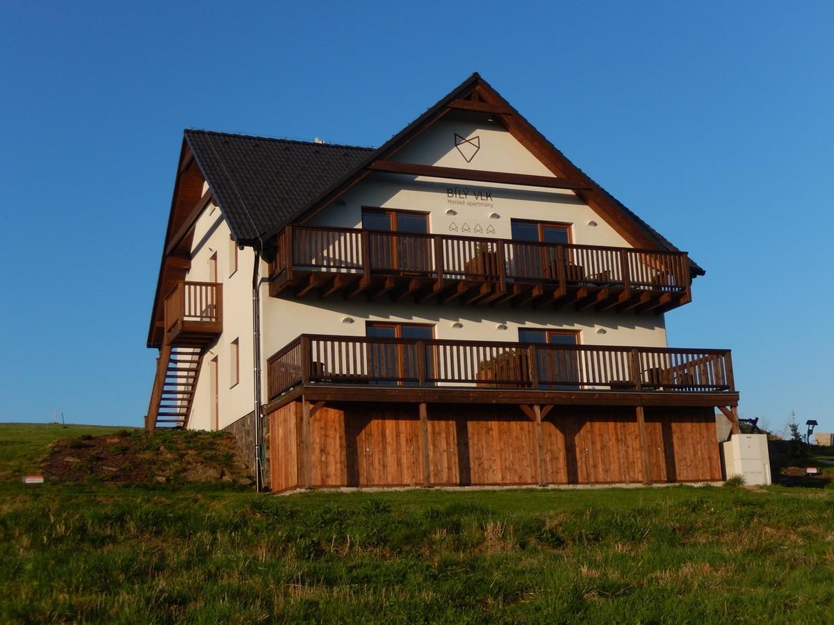 Horske Apartmany Bily Vlk Vaclavov u Bruntalu Bagian luar foto